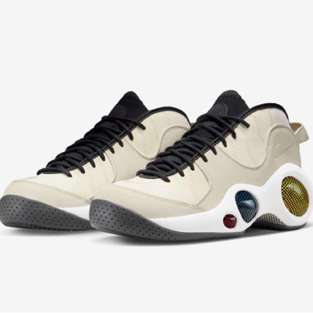 Nike air zoom flight 95 sz 11.  Slightly worn great condition.